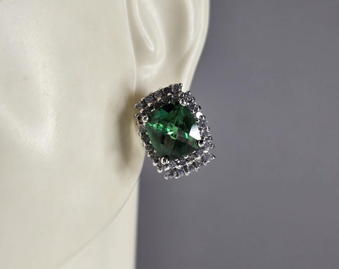 Pr of Womens 14K White Gold Stick Earrings 8.8g E984