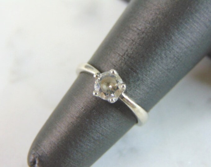 Womens Vintage Estate Sterling Silver CZ Ring 1.9g E3132