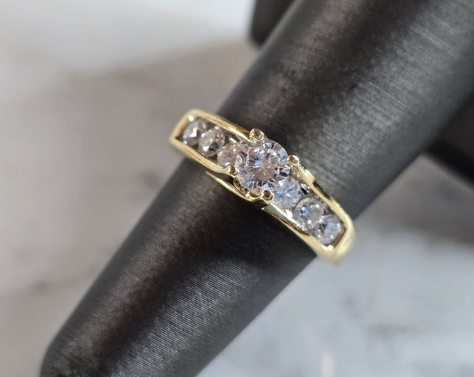 Womens Vintage Estate 14K Yellow Gold Diamond Ring, 4.9g E6510