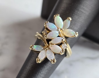 Womens Vintage Estate 14k Gold Opal & Diamond Floral Ring 7.7g E5233