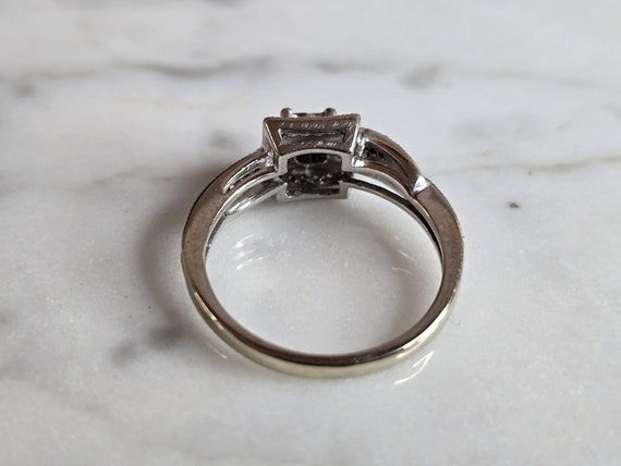 Womens Vintage Estate 10K White Gold Diamond Ring… - image 3