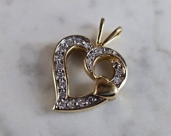 Womens Vintage Estate 14K Yellow Gold Diamond Heart Pendant 4.6g E7557