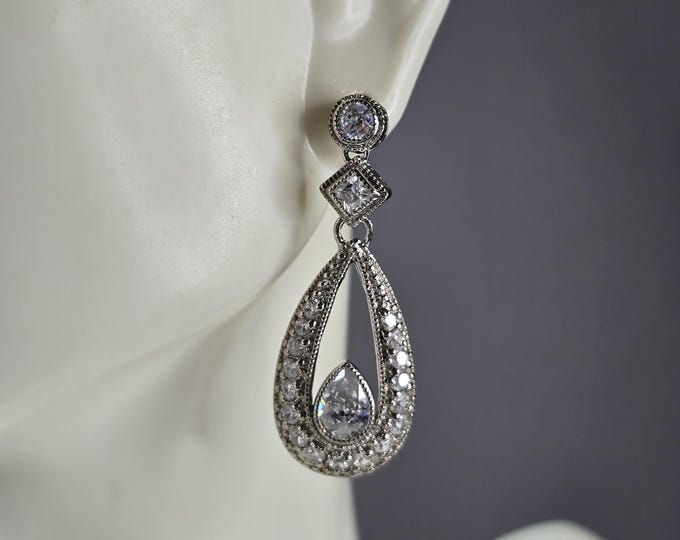 Womens Estate Sterling Silver CZ Earrings 7.5g E7463