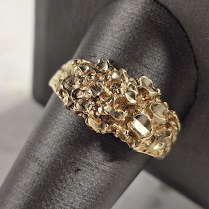Mens Vintage Estate 10K Yellow Gold Nugget Ring 4.3g #E4829