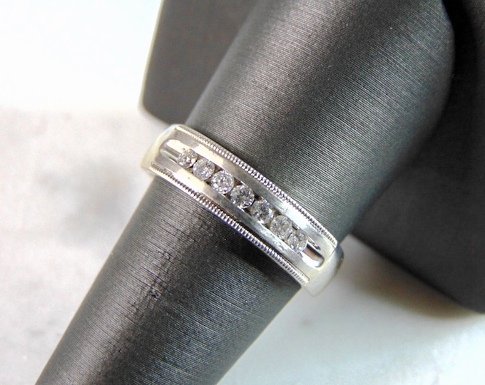 Womens Vintage Estate 10K White Gold Diamond Ring 5g E2310