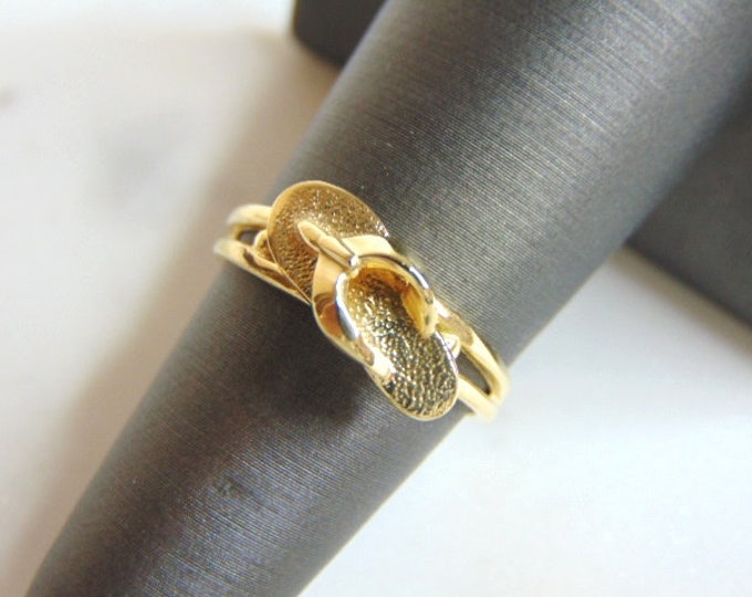 Womens Vintage Estate 14K Yellow Gold Diamond Na Hoku Flip Flop Ring 2.8g E873