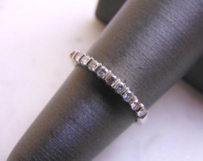 Womens Vintage Estate Platinum Diamond Ring 2.9g E2495