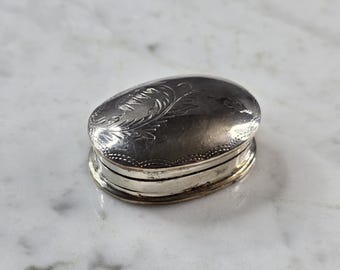 Vintage Estate Sterling Silver Floral Etched Pill Box 16.1g E972