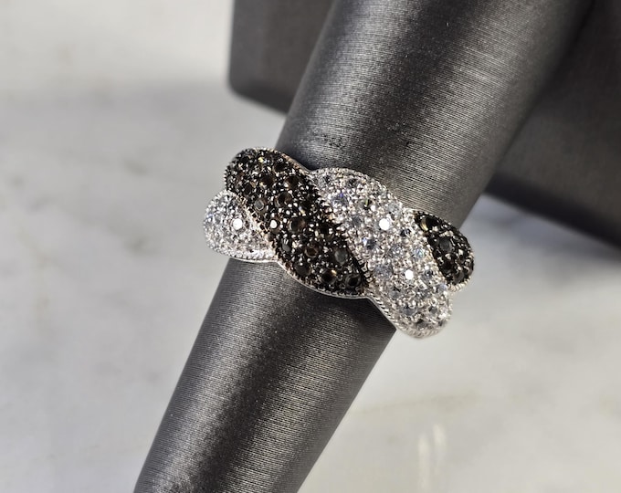 Womens Vintage Estate Sterling Silver Modernist Ring 7.6g E1775