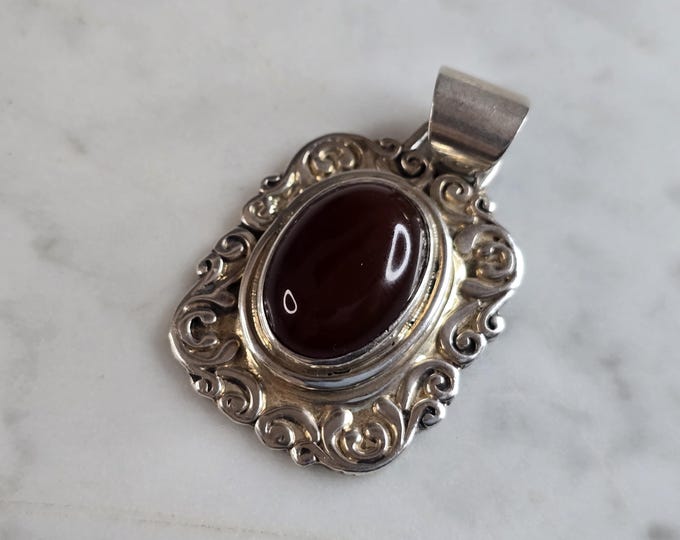 Womens Vintage Estate Sterling Silver Modernist Carnelian Pendant 15.7g E7247