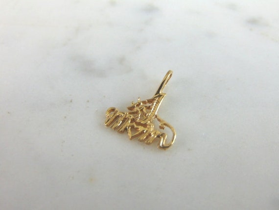 Vintage Estate 14K Gold "#1 MOM" Charm Pendant 0.… - image 1