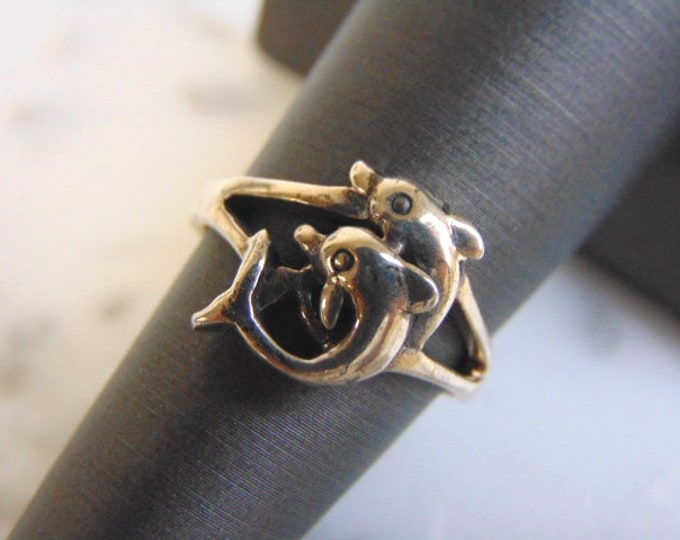 Womens Vintage Estate Sterling Silver Dolphins Ring 4.1g E4565