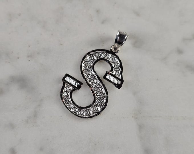 Womens Sterling Silver Initial Letter " S " Pendant 1.3g E4327