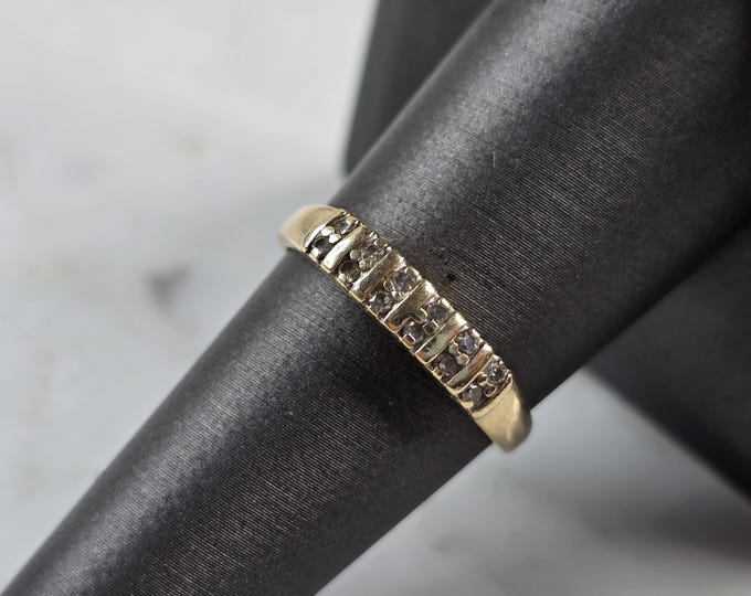 Womens Vintage Estate 14K Yellow Gold Diamond Ring, 1.8g E7032
