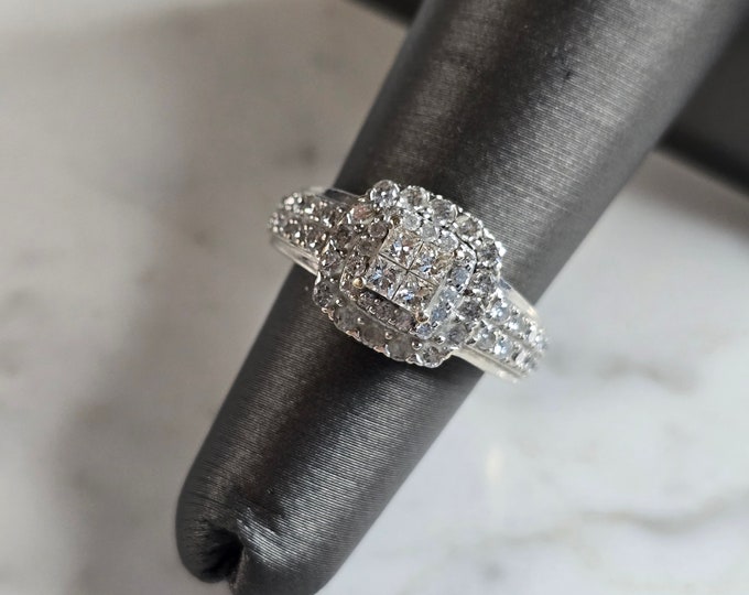 Womens Vintage Estate 14K White Gold Diamond Ring, 5.4g E6171