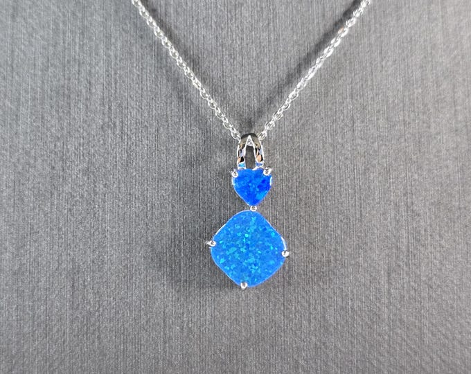 Womens Sterling Silver Blue Opal Modernist Heart Pendant Necklace 3.0g E3658