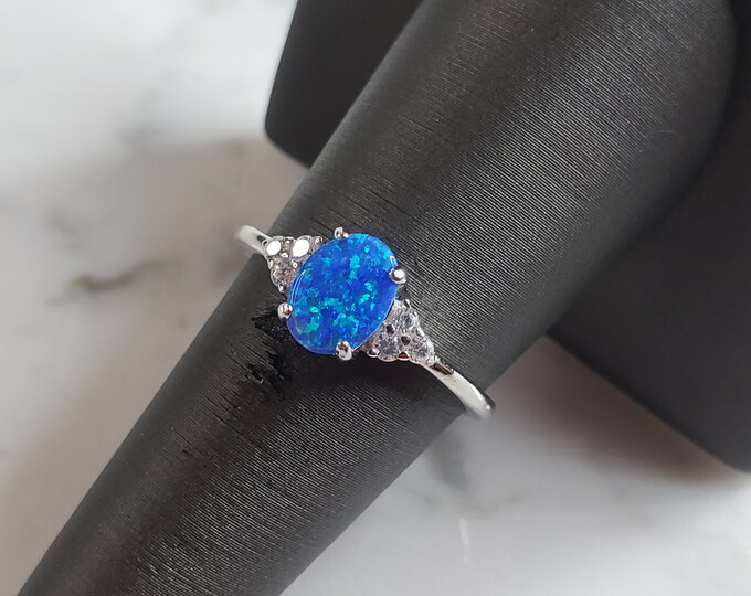 Womens Sterling Silver Modernist Blue Opal Ring 2.2g E4209