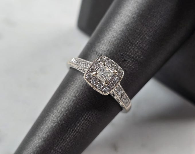 Womens Vintage Estate 14K White Gold Diamond Ring, 3.4g E3432