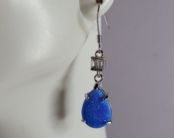 Womens Sterling Silver Modernist Blue Opal Earrings 3.4g E2862