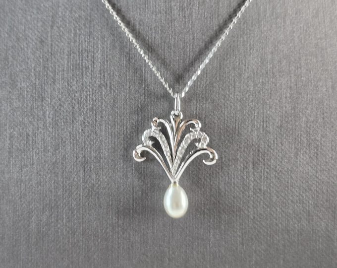 Womens Vintage Estate Sterling Silver Faux Pearl Pendant Necklace 4.7g E4048