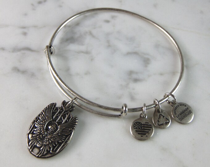 Womens Vintage Estate Alex & Ani Stacking Charm Bracelet E2448