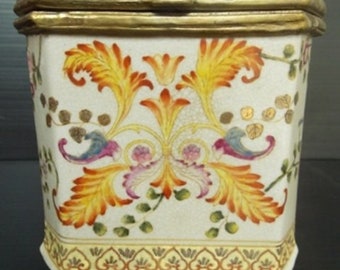 Decorative Victorian Art Nouveau Style Porcelain Vanity Box