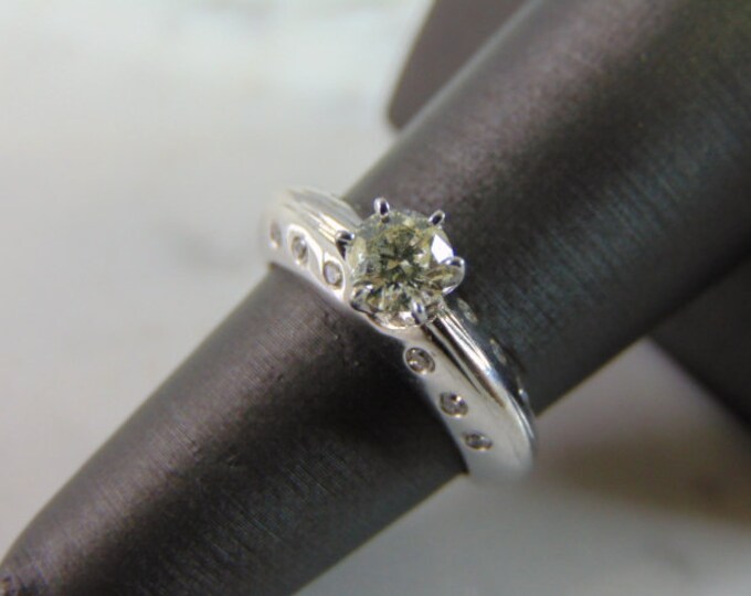 Womens Vintage Estate 14K White Gold Diamond Ring, 4.4g E3380