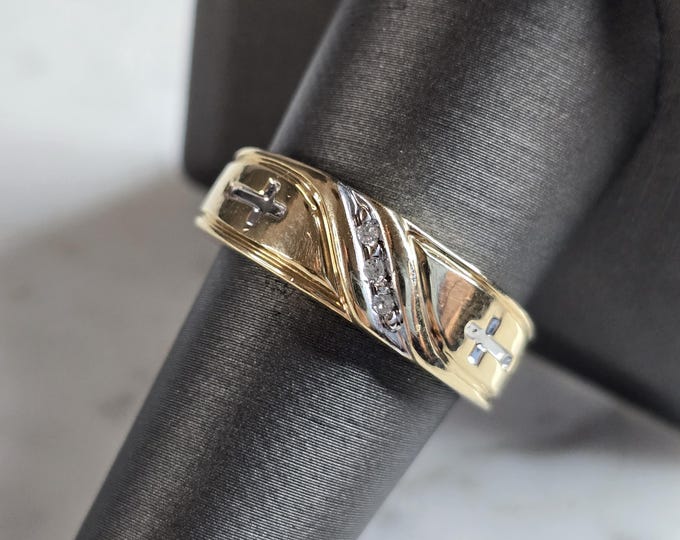 Mens Vintage Estate 10K Yellow Gold Religious Diamond Cross Ring 4.1g E5230