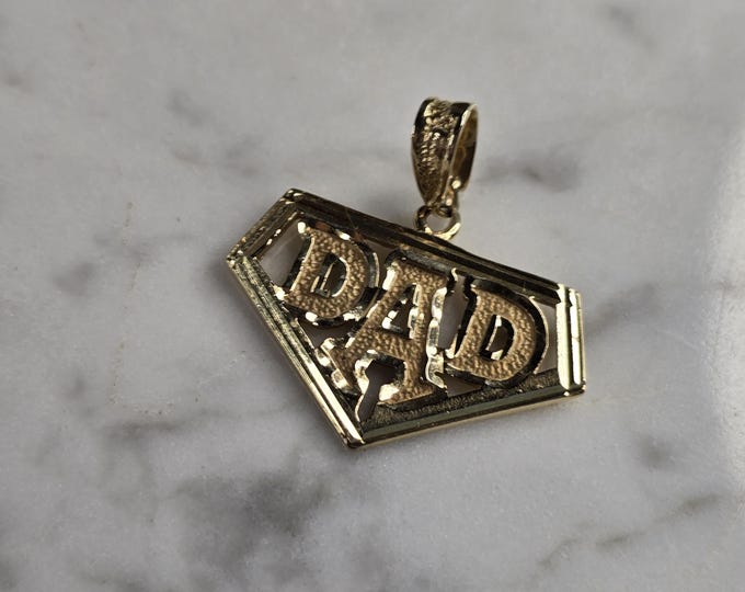 Mens Vintage Estate 14K Yellow Gold DAD Pendant 2.5g E7948