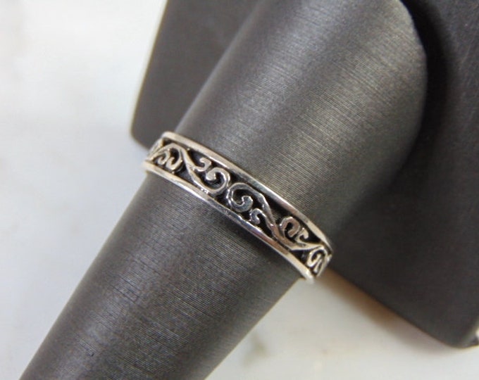 Womens Vintage Estate Sterling Silver Filigree Ring 1.7g E5157