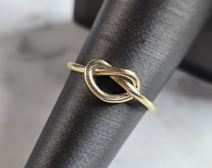 Womens Vintage Estate 14K Gold Gabriel Co Infinity Love Ring 1.8g E6985