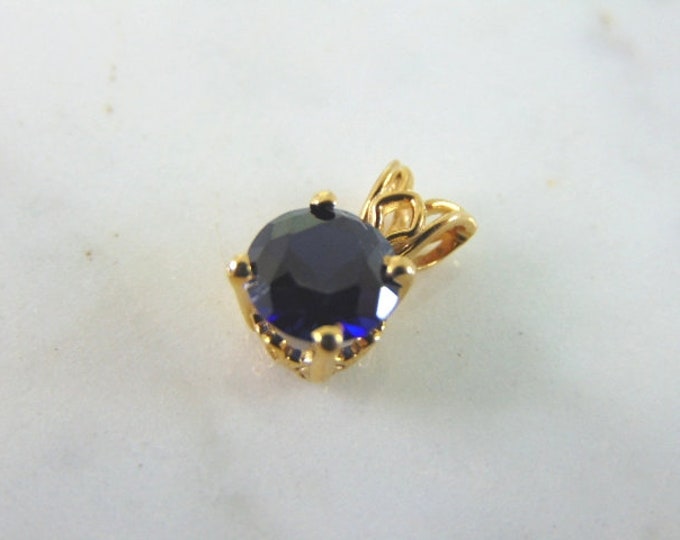 Womens Vintage Estate 14K Gold Blue Spinel Pendant 1.3g E4104