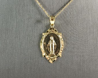 Womens Sterling Silver Gold Tone Virgin Mary Pendant Necklace 3.9g E3675