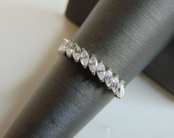Womens Vintage Estate 14K White Gold CZ Ring, 2.0g E1166