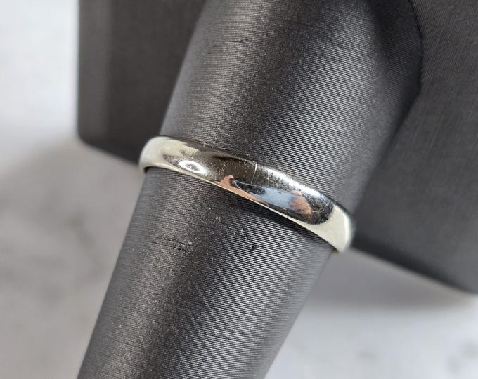 Mens Vintage Estate 10K White Gold Band Wedding Ring 2.2g E5413