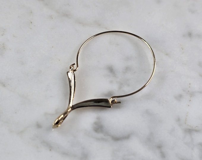 Womens Vintage Estate 14K Yellow Gold Charm Pendant Hoop 1.2g E1466