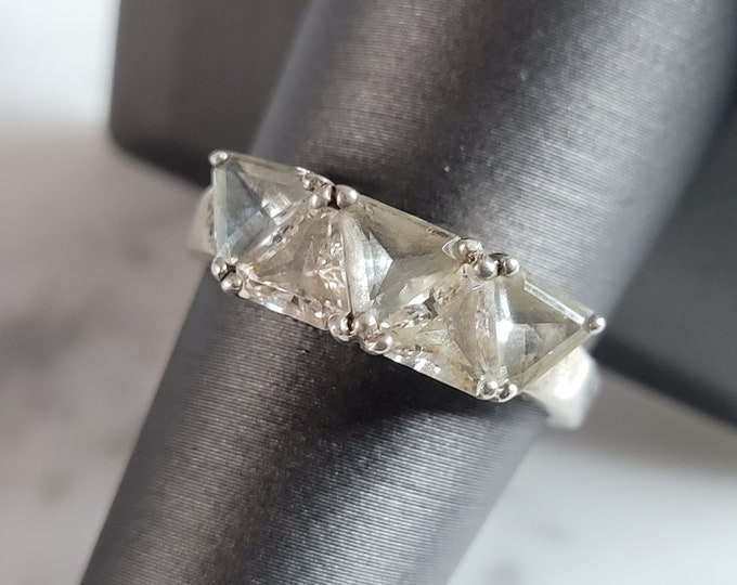 Womens Vintage Estate Sterling Silver Modernist CZ Ring 3.4g E4694