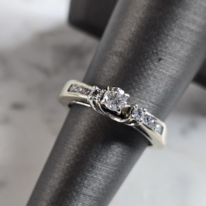 Womens Vintage Estate 14K White Gold Diamond Ring Set, 4.1g E5454