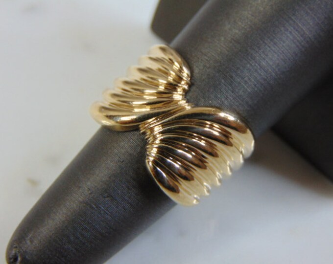 Womens Vintage Estate 14K Yellow Gold Band Ring 9.3g E5558