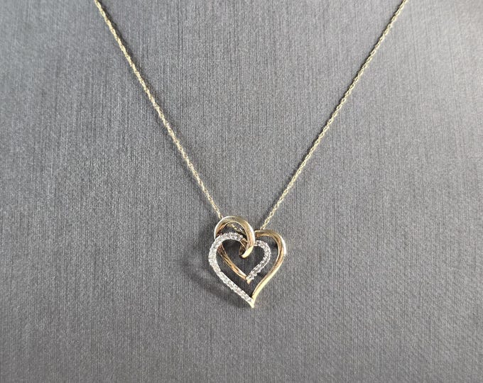 Womens Vintage Estate 10k Gold Diamond Heart Pendant Necklace  1.9g  E5124
