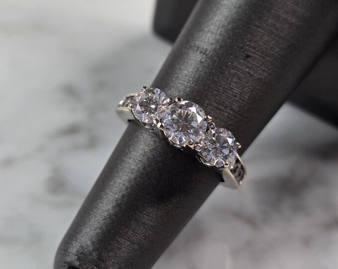 Womens Vintage Estate 14K White Gold 1.5cts Diamond Heart Ring, 4.7g E1836