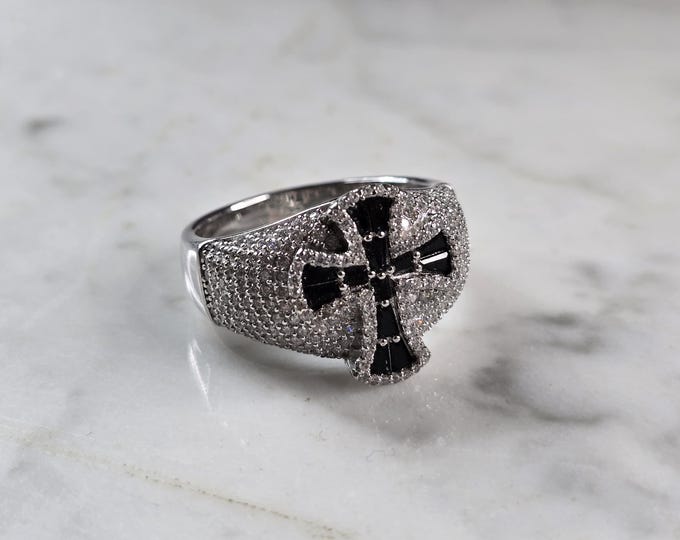 Mens Vintage Estate Sterling Silver CZ Religious Cross Ring 9.9g E5833