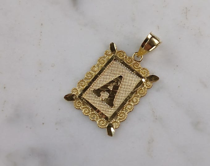 Womens Sterling Silver Gold Tone Initial Letter " A " Pendant 1.3g E7252