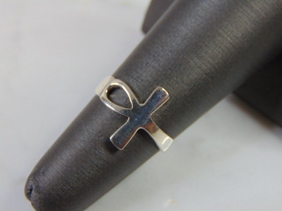 Womens Vintage Estate Sterling Silver Ankh Ring 1.