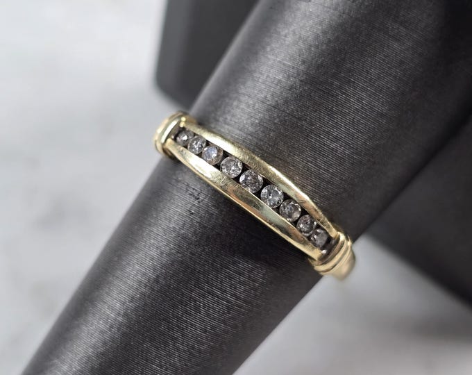 Womens Vintage Estate 10K Yellow Gold Diamond Ring 2.6g #E3373