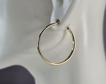 Pr Womens 14K Yellow Gold Hoop Earrings 1.8g E3782