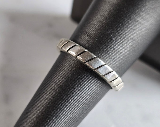 Womens Vintage Estate Sterling Silver Modernist Ring 3.3g E7473