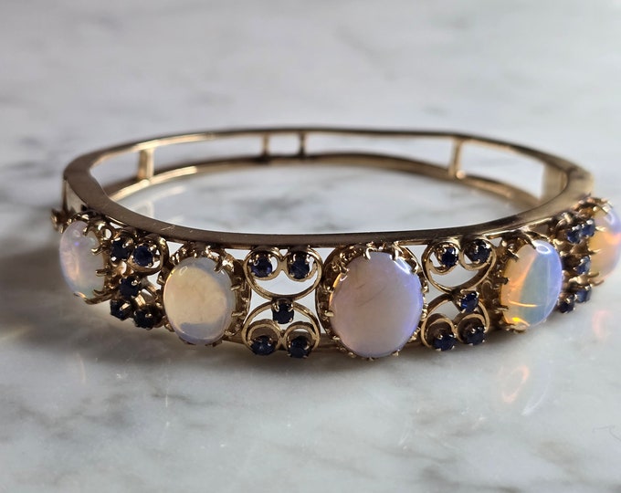 Womens Vintage Estate 14K Gold Opal ? Sapphire Bangle Bracelet 24.3g E7329