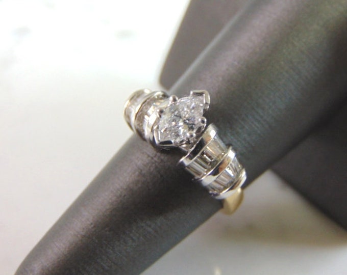 Womens Vintage Estate 14K Yellow Gold Marquise Diamond Engagement Ring  6.5g #E3388