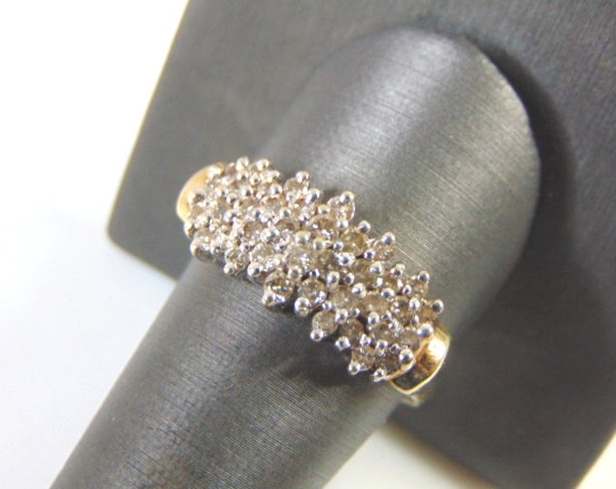 Lovely Women's Vintage Estate 14K Yellow Gold Diamond Cluster Ring 5.6g E2003